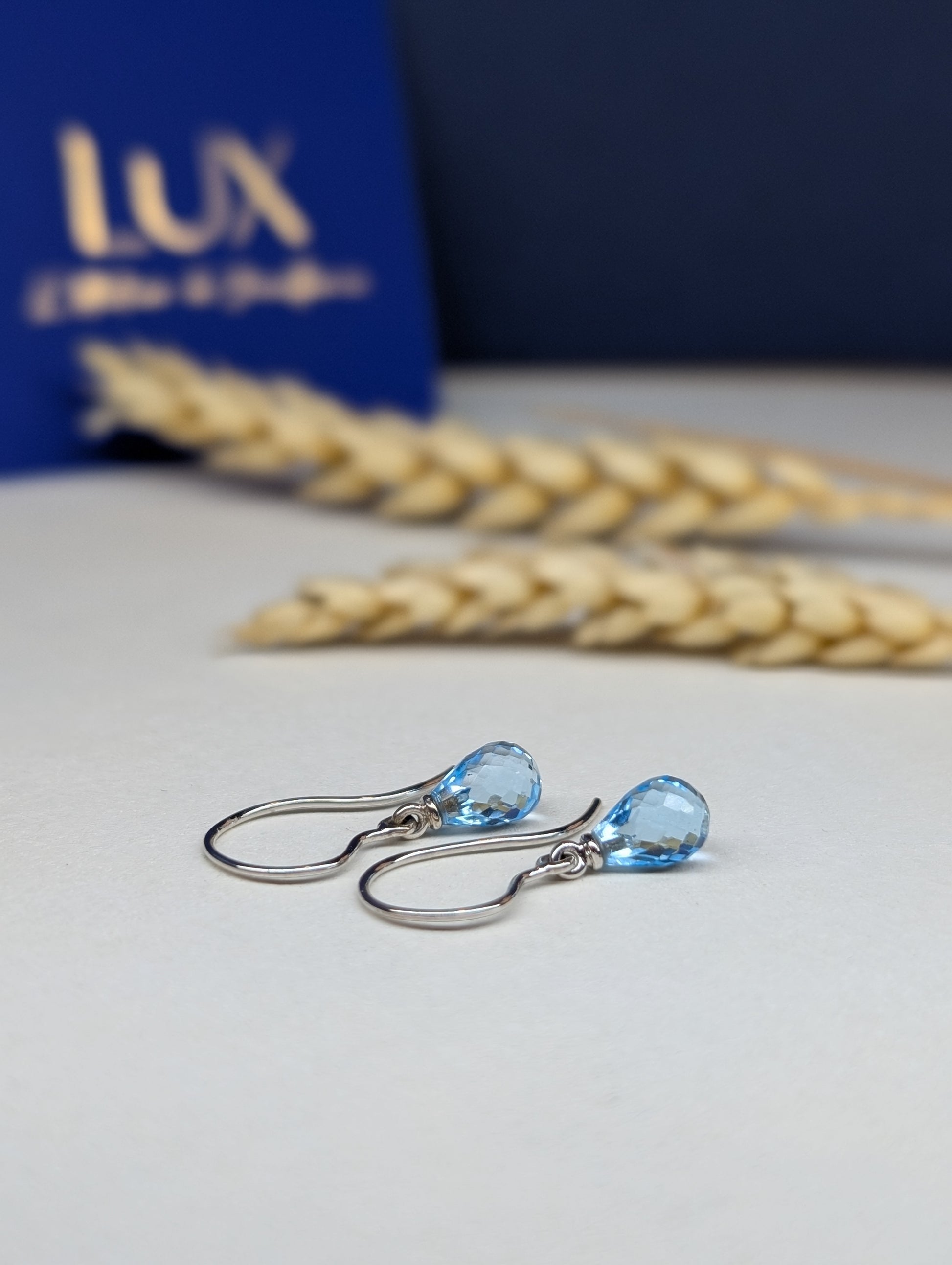 Boucles d'oreilles Pluie Topaze bleue